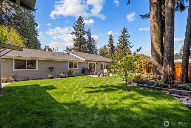 643 Edmonds Way, Edmonds, WA 98020