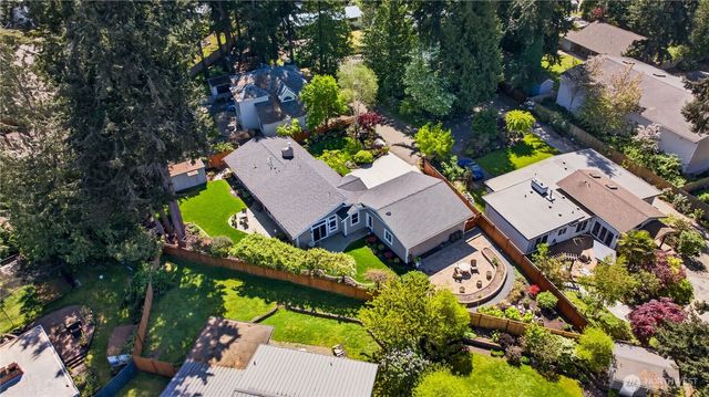 643 Edmonds Way, Edmonds, WA 98020