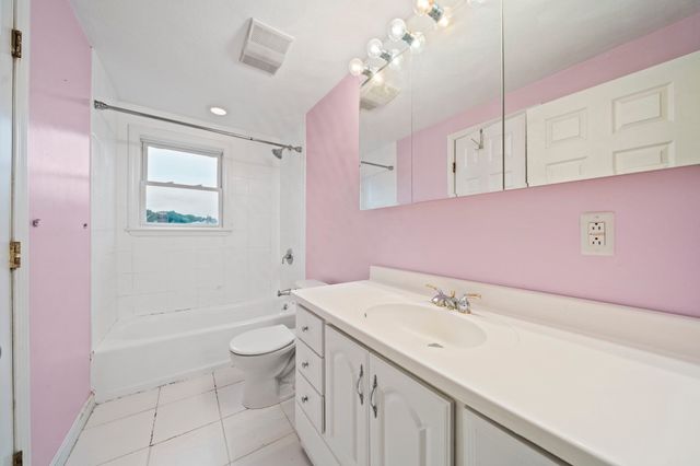 113 New Haven St, Boston, MA 02132