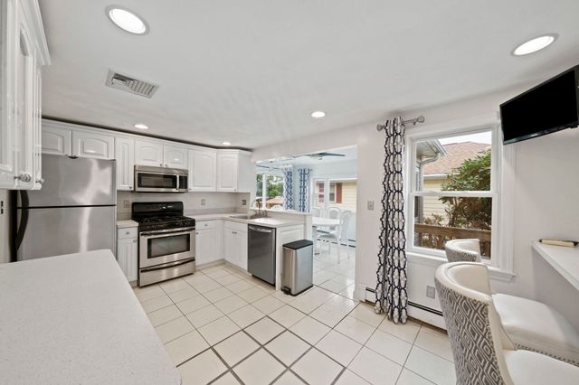 113 New Haven St, Boston, MA 02132