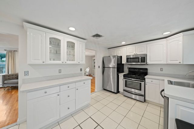 113 New Haven St, Boston, MA 02132