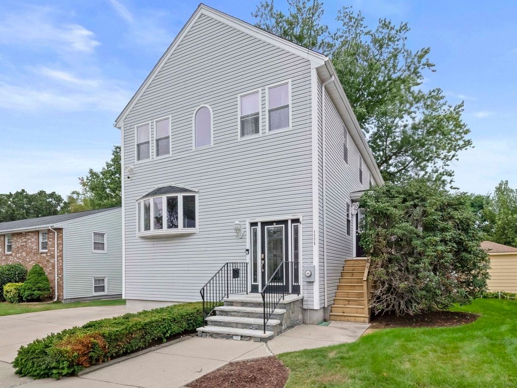 113 New Haven St, Boston, MA 02132