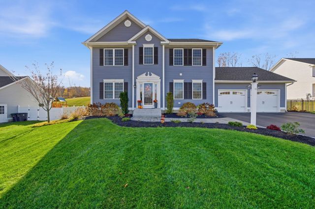 191 Brookview Drive, Hooksett, NH 03106