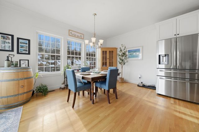 191 Brookview Drive, Hooksett, NH 03106