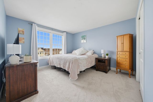 191 Brookview Drive, Hooksett, NH 03106