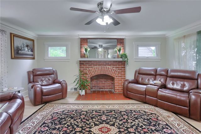 5216 Verona, Penn Hills, PA 15147