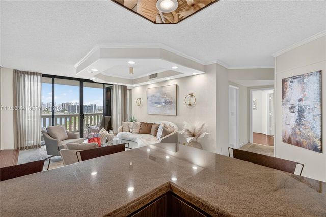 3000 Island Boulevard 1904, Aventura, FL 33160