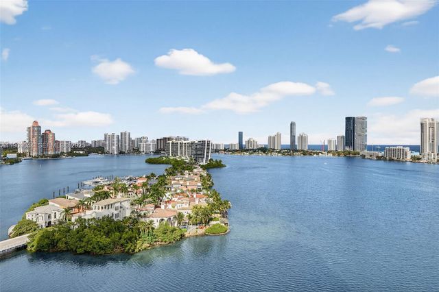 3000 Island Boulevard 1904, Aventura, FL 33160