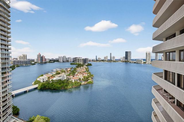 3000 Island Boulevard 1904, Aventura, FL 33160
