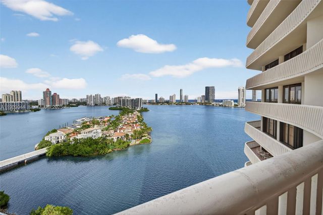 3000 Island Boulevard 1904, Aventura, FL 33160