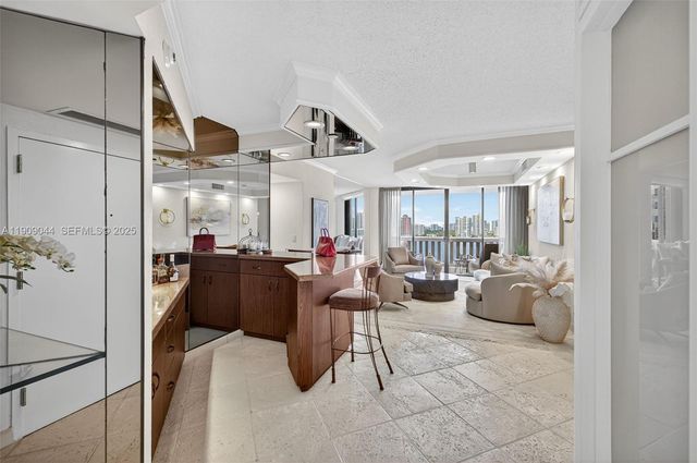 3000 Island Boulevard 1904, Aventura, FL 33160