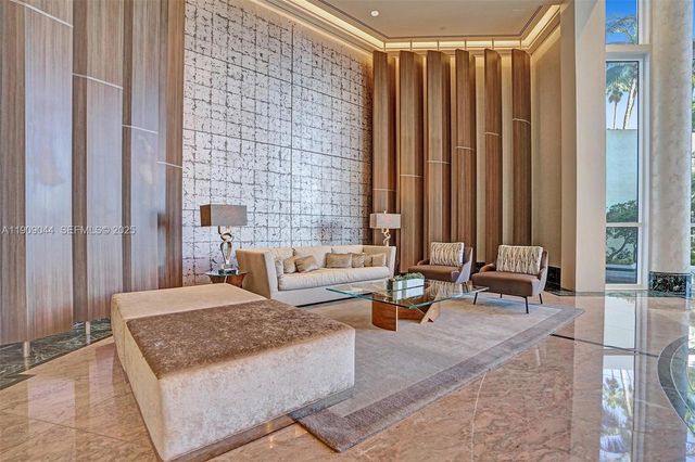 3000 Island Boulevard 1904, Aventura, FL 33160