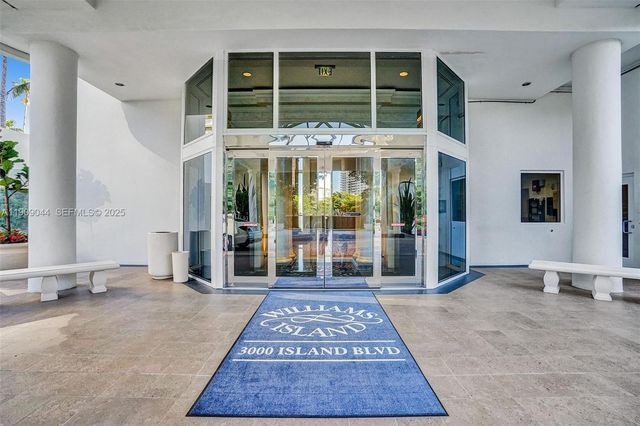 3000 Island Boulevard 1904, Aventura, FL 33160
