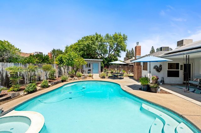 7361 N 3rd Street, Fresno, CA 93720