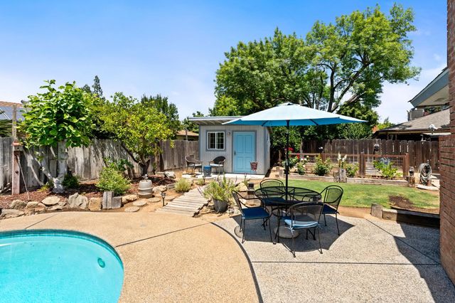 7361 N 3rd Street, Fresno, CA 93720