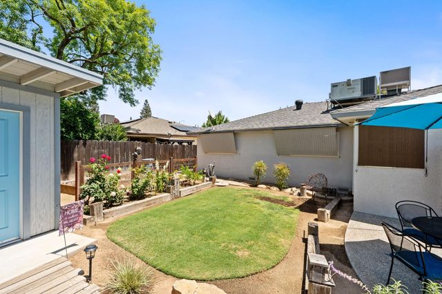 7361 N 3rd Street, Fresno, CA 93720