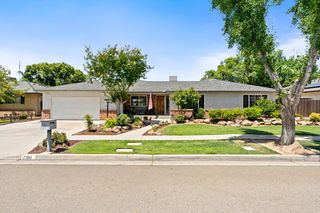 7361 N 3rd Street, Fresno, CA 93720