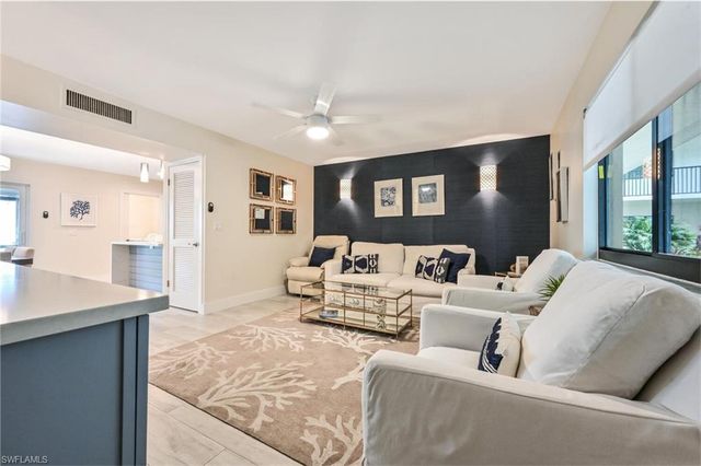 788 Park Shore DR # G17, Naples, FL 34103