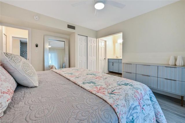 788 Park Shore DR # G17, Naples, FL 34103