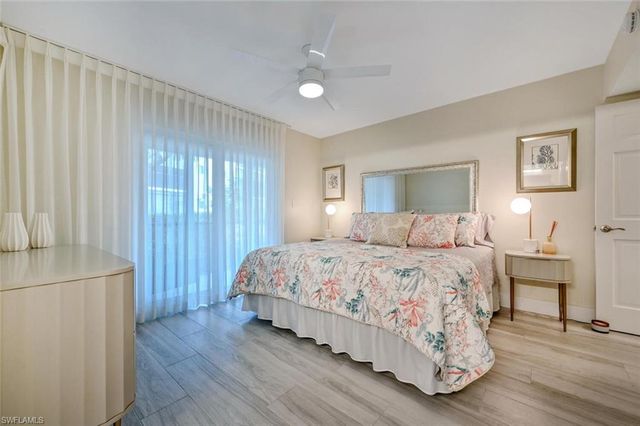 788 Park Shore DR # G17, Naples, FL 34103