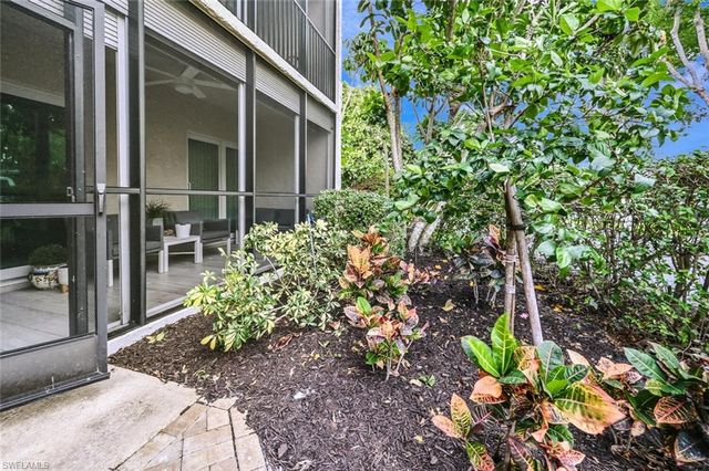 788 Park Shore DR # G17, Naples, FL 34103