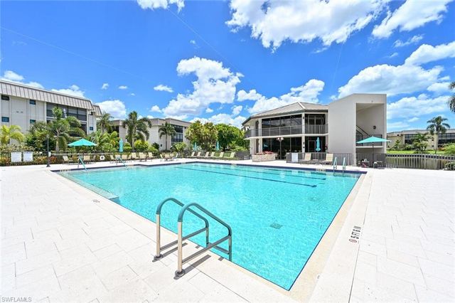 788 Park Shore DR # G17, Naples, FL 34103