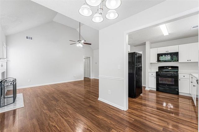 1312 Vine Circle, Mcdonough, GA 30253