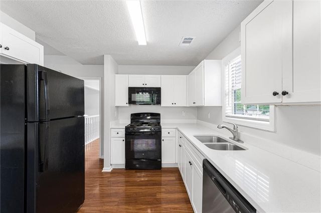 1312 Vine Circle, Mcdonough, GA 30253