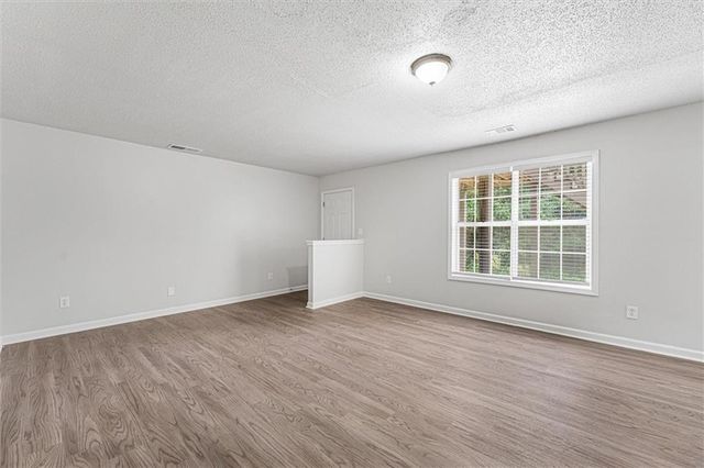 1312 Vine Circle, Mcdonough, GA 30253