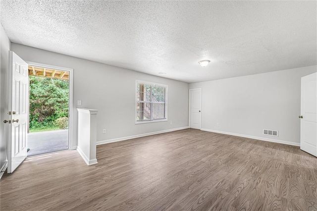 1312 Vine Circle, Mcdonough, GA 30253