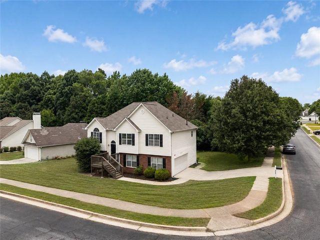 1312 Vine Circle, Mcdonough, GA 30253