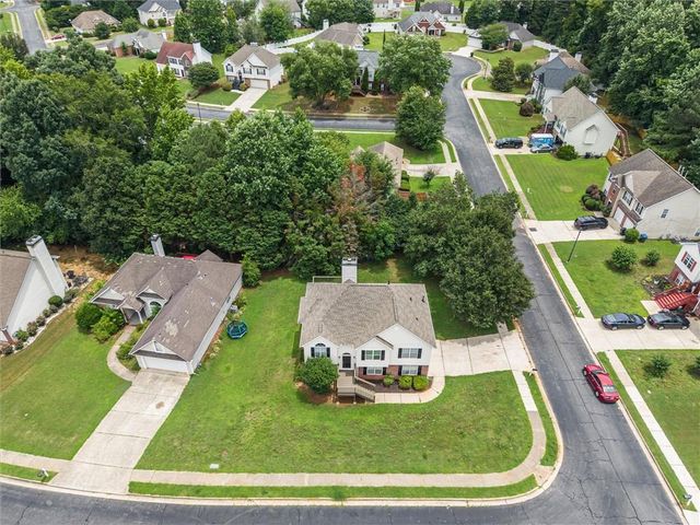 1312 Vine Circle, Mcdonough, GA 30253