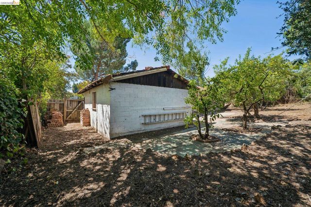 1810 3RD AVE, Walnut Creek, CA 94597