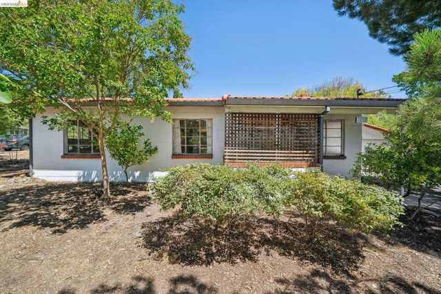 1810 3RD AVE, Walnut Creek, CA 94597