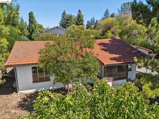 1810 3RD AVE, Walnut Creek, CA 94597