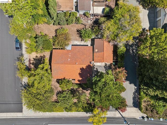 1810 3RD AVE, Walnut Creek, CA 94597
