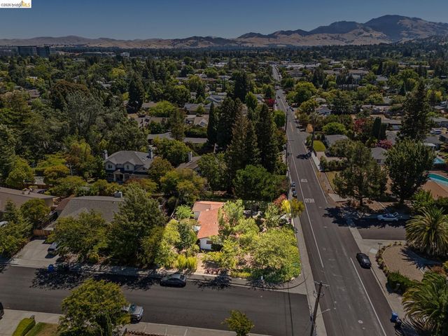 1810 3RD AVE, Walnut Creek, CA 94597