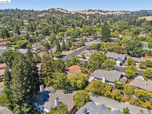 1810 3RD AVE, Walnut Creek, CA 94597