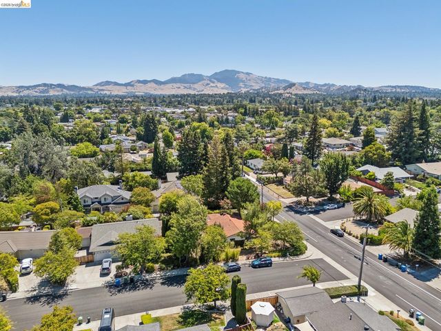 1810 3RD AVE, Walnut Creek, CA 94597