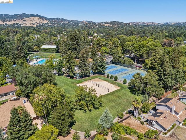 1810 3RD AVE, Walnut Creek, CA 94597