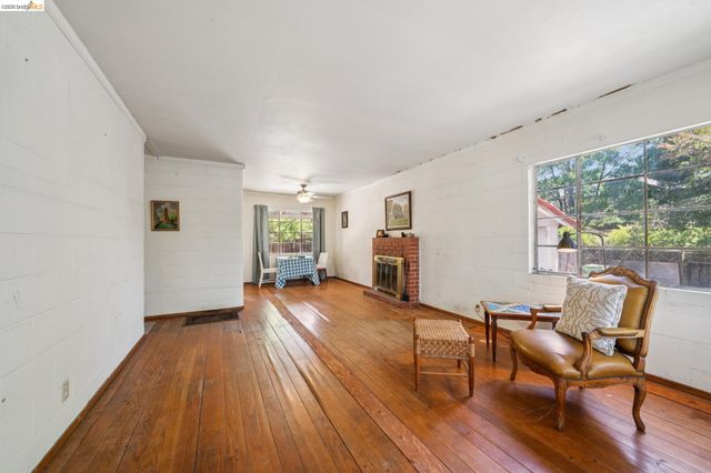1810 3RD AVE, Walnut Creek, CA 94597
