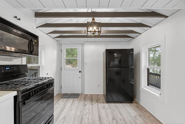 290 Kings Highway, New Durham, NH 03855