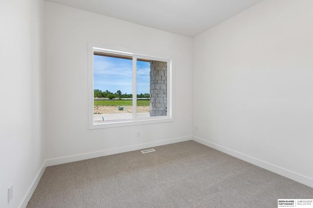 21439 Y Street, Elkhorn, NE 68022