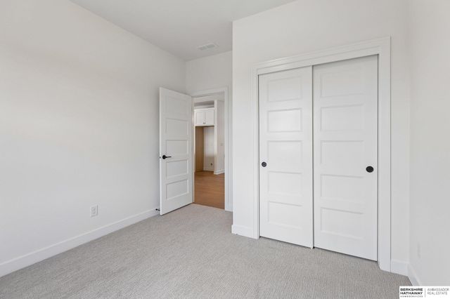 21439 Y Street, Elkhorn, NE 68022