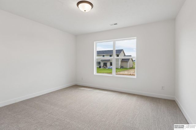 21439 Y Street, Elkhorn, NE 68022