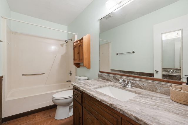 1613 N James St, Jacksonville, AR 72076