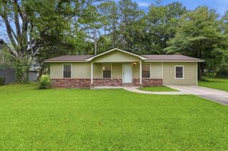 1613 N James St, Jacksonville, AR 72076