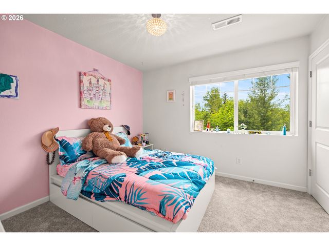 17256 Se BISCAYNE St, Damascus, OR 97089