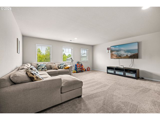 17256 Se BISCAYNE St, Damascus, OR 97089