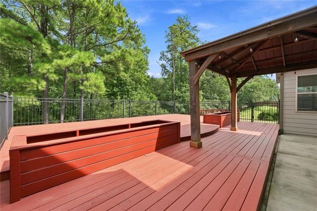 810 Grand Reserve Drive, Suwanee, GA 30024
